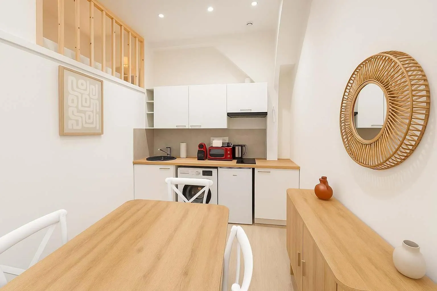 2 Pieces Avec Mezzanine Et Deco Design - Paris 9 Apartment